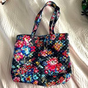 Vera Bradley tote - brand new